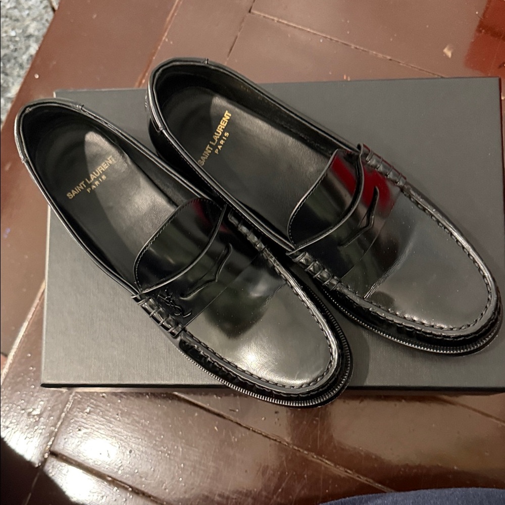 Saint Laurent Shiny Black Women's Loafers